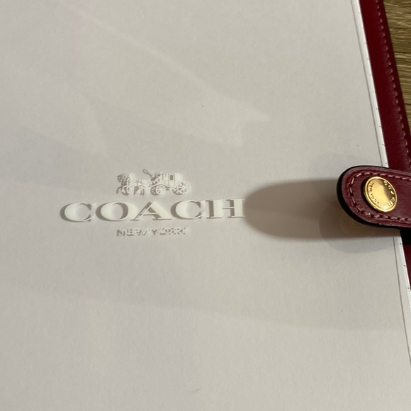 Coach Floral Notebook NWT - Picture 3 of 8